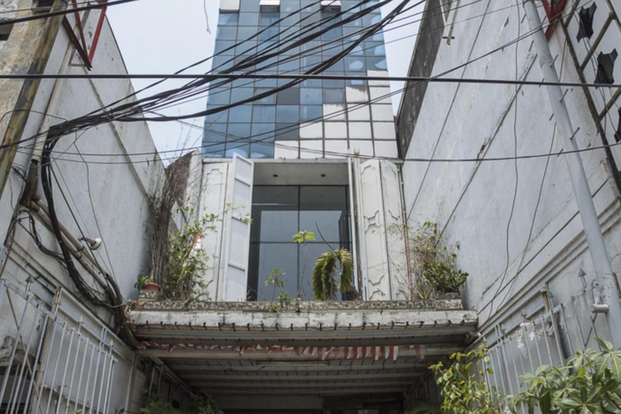 Reddoorz Plus Near Jakarta Kota Station Екстер'єр фото